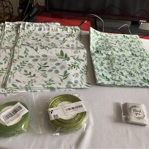 Green Leaf Print Gift Bags with Ribbon